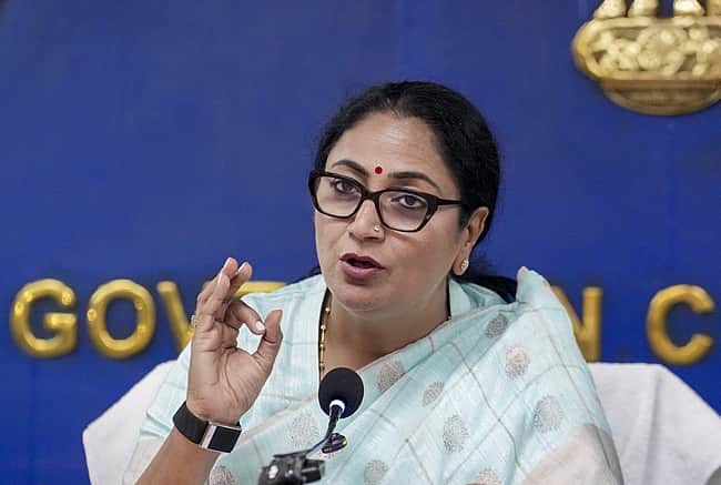 நேபாளத்துக்கு தேவையான அனைத்து உதவிகளும் வழங்கப்படும்: தில்லி முதல்வா் உறுதி