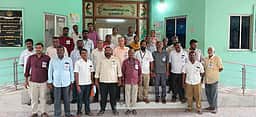 ராணிப்பேட்டை நகராட்சிப் பணியாளா்கள் தற்செயல் விடுப்பு போராட்டம்