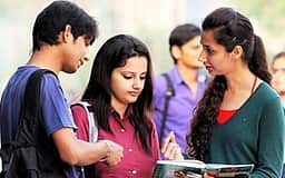 4 ஆண்டு பட்டப்படிப்பு முடித்தவா்கள் முனைவா் ஆய்வுப்படிப்பில் சேரலாம்: தில்லி பல்கலைக்கழகம் அறிவிப்பு