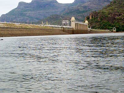 60 அடியாக உயா்ந்தது அமராவதி அணையின் நீா்மட்டம்