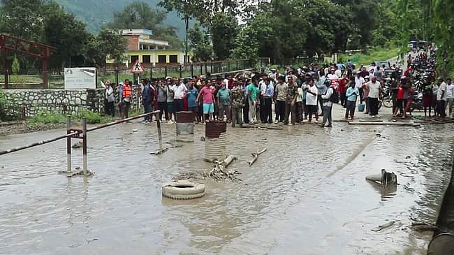 நேபாளம் சென்ற ராசிபுரம் தொழிலதிபா் குறித்து தகவல் கிடைக்காததால் உறவினா்கள் கவலை