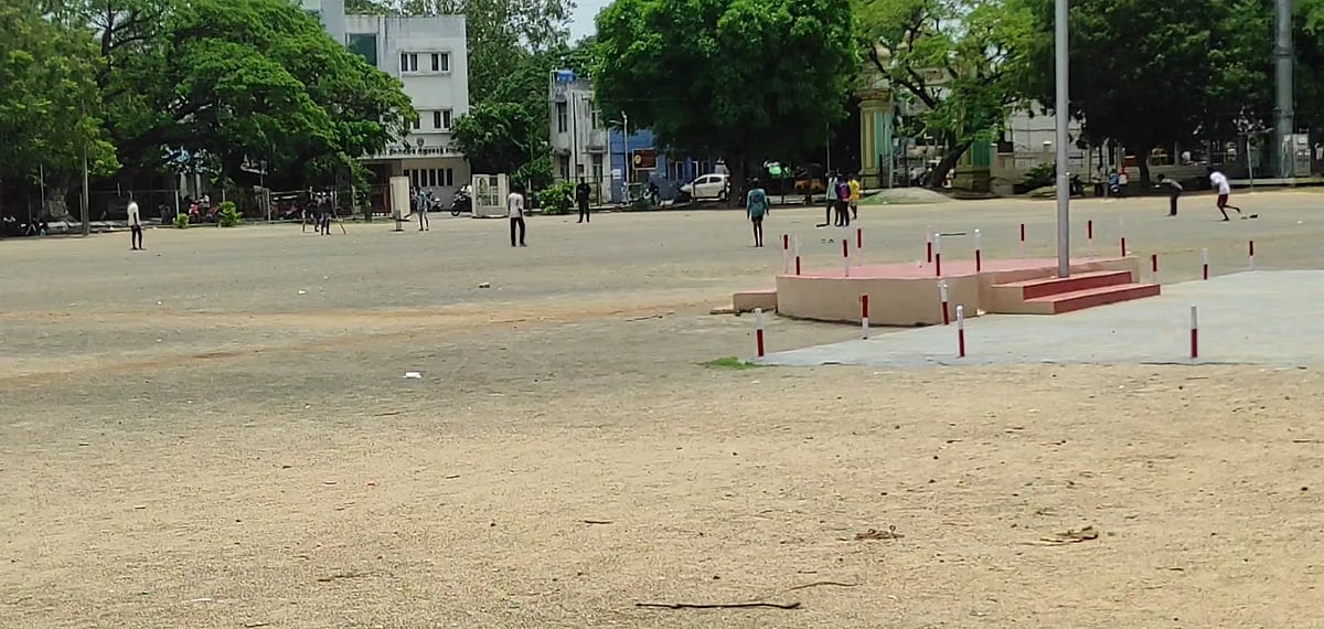 காஞ்சிபுரத்தில் கிரிக்கெட் விளையாடியபோது பந்து தலையில் தாக்கி 11 வயது சிறுவன் பலி!