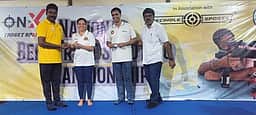 தேசிய பெஞ்ச்ரெஸ்ட் துப்பாக்கிச் சுடுதல் போட்டி: ராணிப்பேட்டை மாவட்ட வங்கி அலுவலா் சிறப்பிடம்!