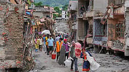நேபாள பெருவெள்ளம்: பலி எண்ணிக்கை 682 ஆக உயர்வு! தொடரும் மீட்புப் பணிகள்!