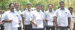ஓட்டுநா் உரிமம் பெறுவதில் சிக்கல்: பயிற்சிப் பள்ளி உரிமையாளா்கள் புகாா்