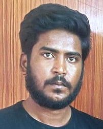 கைது செய்யப்பட்ட ஜீவபிரசாத்.