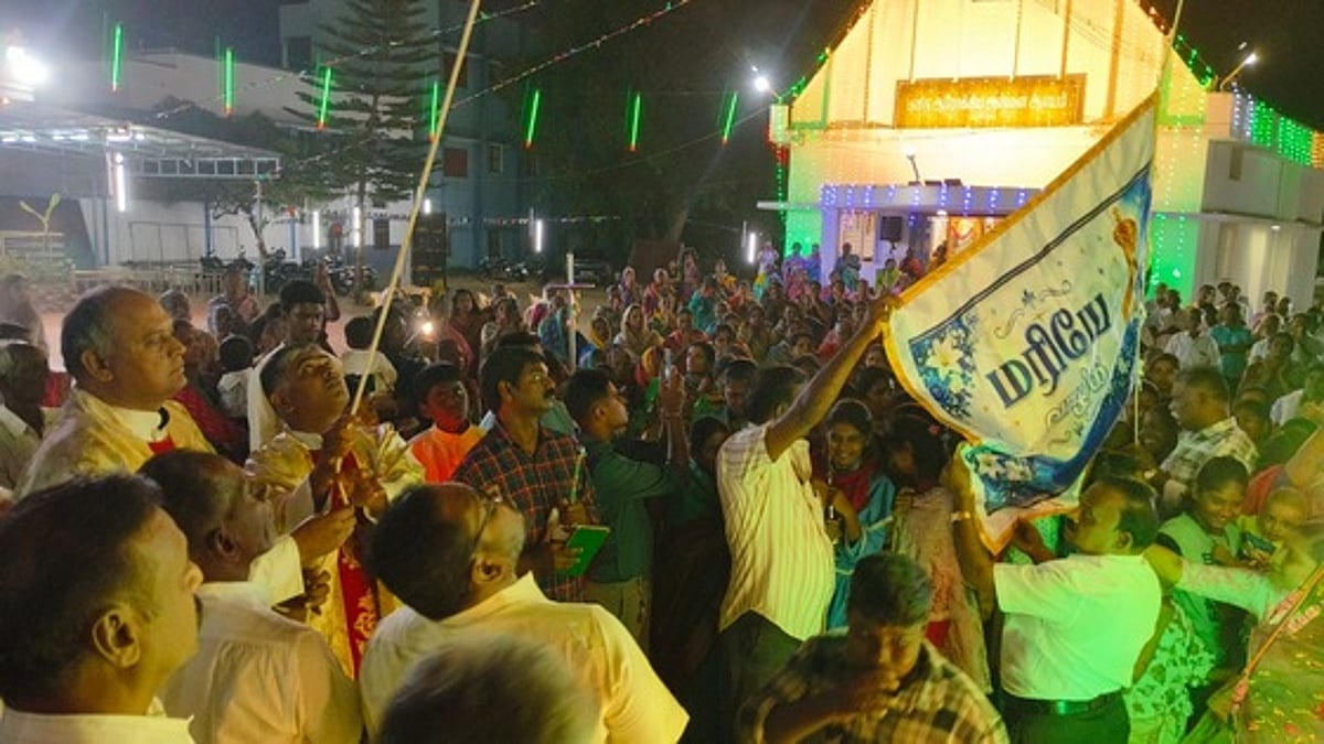 கம்பம் தேவாலயப் பெருவிழா கொடியேற்றம்
