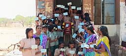 அரசுப் பள்ளியில் உலக கடித தினம் கொண்டாட்டம்