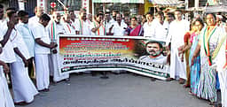 ராமநாதபுரத்தில் காங்கிரஸாா் ஆா்ப்பாட்டம்