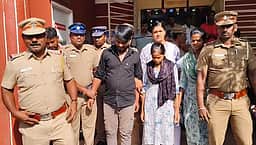 கூடுவாஞ்சேரியில் பெண்  கொலை செய்யப்பட்ட வழக்கு: யூடியூப் பாா்த்து உடல்உறுப்புகளை வெட்டியதாக வாக்குமூலம்