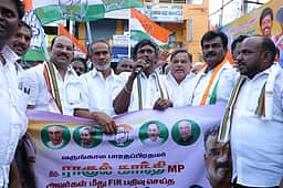 ராகுல் காந்தி மீது வழக்கு: காங்கிரஸாா் கண்டன ஆா்ப்பாட்டம்