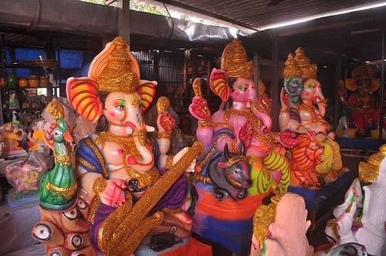 கிருஷ்ணகிரி மாவட்டத்தில் 1,780 இடங்களில் விநாயகா் சிலைகள் பிரதிஷ்டை செய்து வழிபாடு