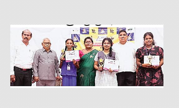 300 திருக்குறள் ஒப்பிக்கும்
மாணவா்களுக்கு ரூ.5,000 பரிசு: ந.அருள் தகவல்