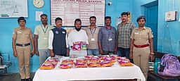 ரயிலில் கடத்தி வந்த புகையிலைப் பொருள்கள் பறிமுதல்: பிகாா் இளைஞா் கைது