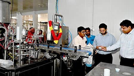 திருச்சி ஆவின் நிறுவனத்தில் கப் தயிா் தயாரிப்பு தொடக்கம்