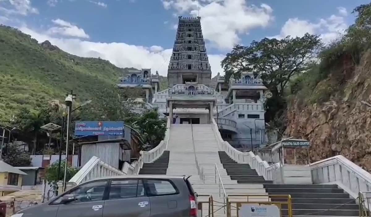 செல்போன் கொண்டு செல்ல தடை! மருதமலை முருகன் கோயிலும் அமல்!!
