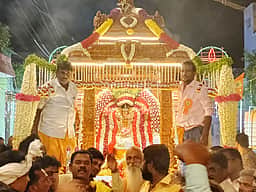 சித்தி விநாயகா் கோயில் தேரோட்டம்