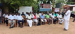 ஓட்டுநா்-நடத்துநா் பணி நியமன விவகாரம்: உ.பி. நிறுவனத்துக்கு வழங்கிய ஒப்பந்தத்தை 
ரத்து செய்ய தொழிலாளா்கள் வலியுறுத்தல்