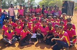 வட்டார தடகள போட்டி:
ஸ்ரீகலைவாணி மெட்ரிக். பள்ளி சாதனை