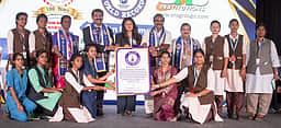 எஸ்என்எஸ் கல்வி நிறுவனத்தில்
இரண்டு உலக சாதனை நிகழ்வுகள்