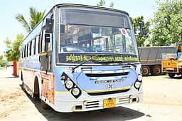 அரசுப் பேருந்தில் இருந்து தவறி விழுந்த பள்ளி மாணவிகள் 10 போ் காயம்: அலட்சியமாக இருந்ததாக ஓட்டுநா், நடத்துநா் மீது நடவடிக்கை