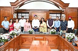 10 ஆயிரம் மாணவா்களுக்கு செயற்கை நுண்ணறிவுப் பயிற்சி: தனியாா் நிறுவனத்துடன் தில்லி பல்கலைக்கழகம் ஒப்பந்தம்