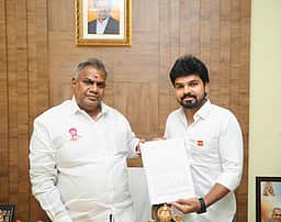 ஆலங்குளம் காவல் நிலையத்திற்கு புதிய கட்டடம் கோரி தவெக மனு