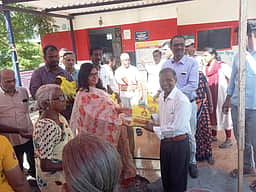 நியாய விலை கடைகளில் ரூ.35-க்கு வெங்காயம் விற்பனை: ராணிப்பேட்டை மாவட்ட ஆட்சியர் தொடங்கி வைத்தார்!