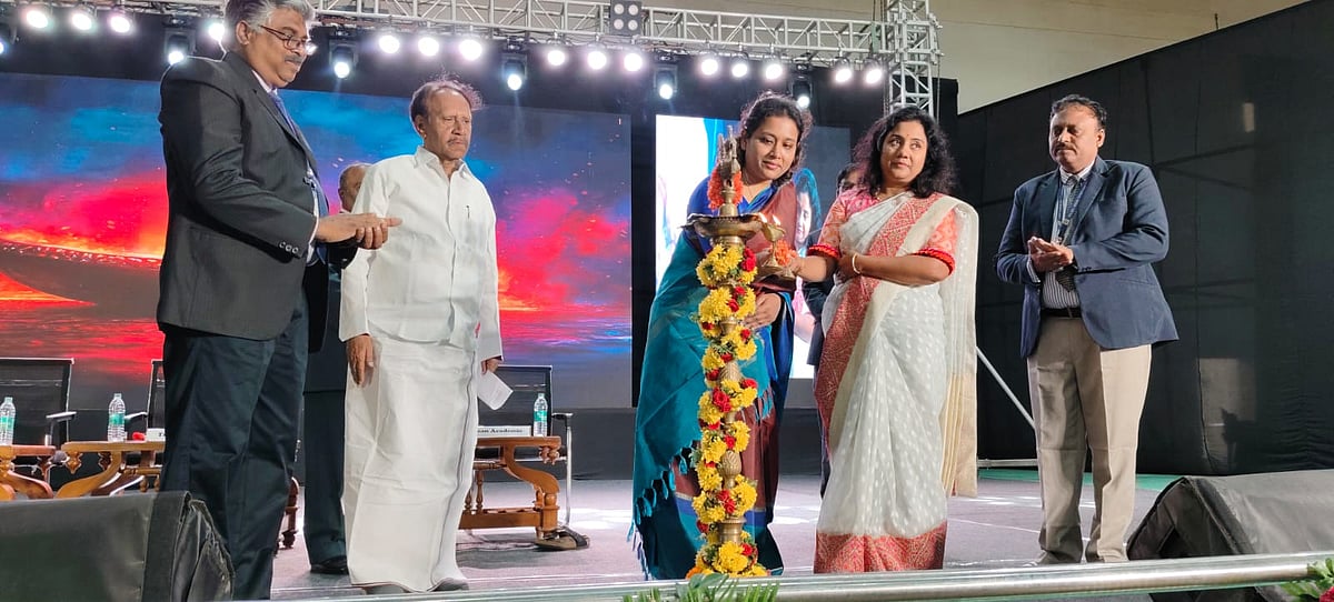 Former Minister Thambidurai