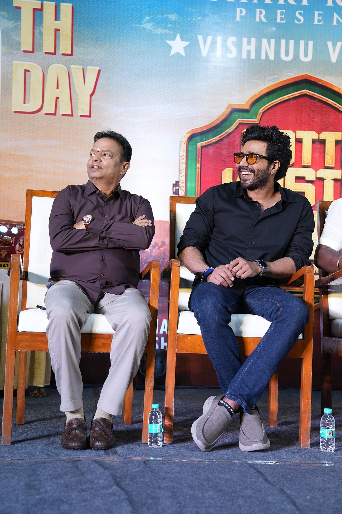 விழாவில் வேல்ஸ் பிலிம்ஸ் ஐசரி கே.கணேஷ் உடன் விஷ்ணு விஷால்.