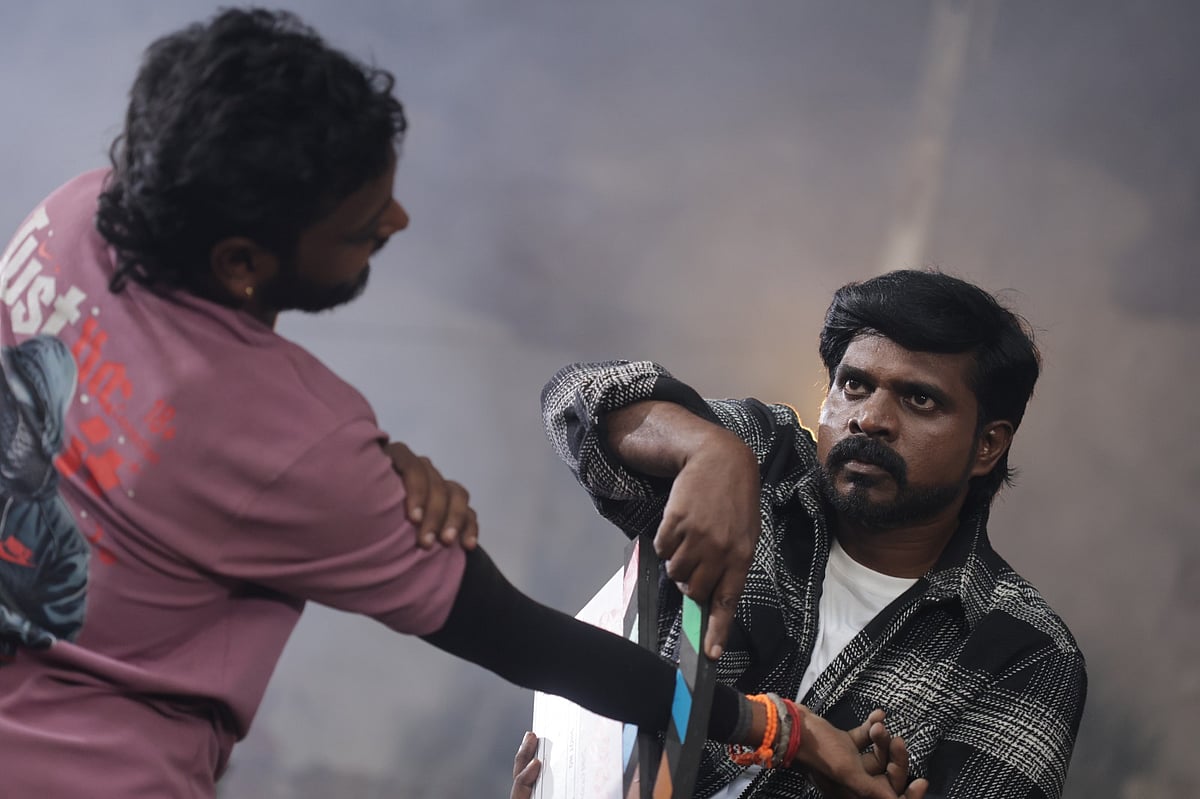 படத்தின் முதல் பார்வை வெளியான முதல் படத்தின் மீதான எதிர்பார்ப்பையும் அதிகரித்துள்ளது.