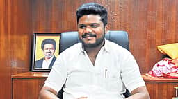 தொழிலாளா் நலத் துறையில் விரைவில் புதிய திட்டங்கள் அறிவிப்பு: அமைச்சர் பர்வேஸ்