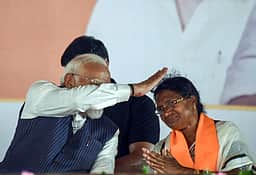 ஆட்சி மாறியும் விசாரணையில் முன்னேற்றமில்லை! பாஜக எம்எல்ஏவான கொல்கத்தா மாணவியின் தாய் விரக்தி!