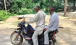 சிறப்புத் தீவிர திருத்தப் பணியால் 35 ஆண்டுகளுக்குப் பின் ஒன்று சேர்ந்த சகோதரர்கள்!