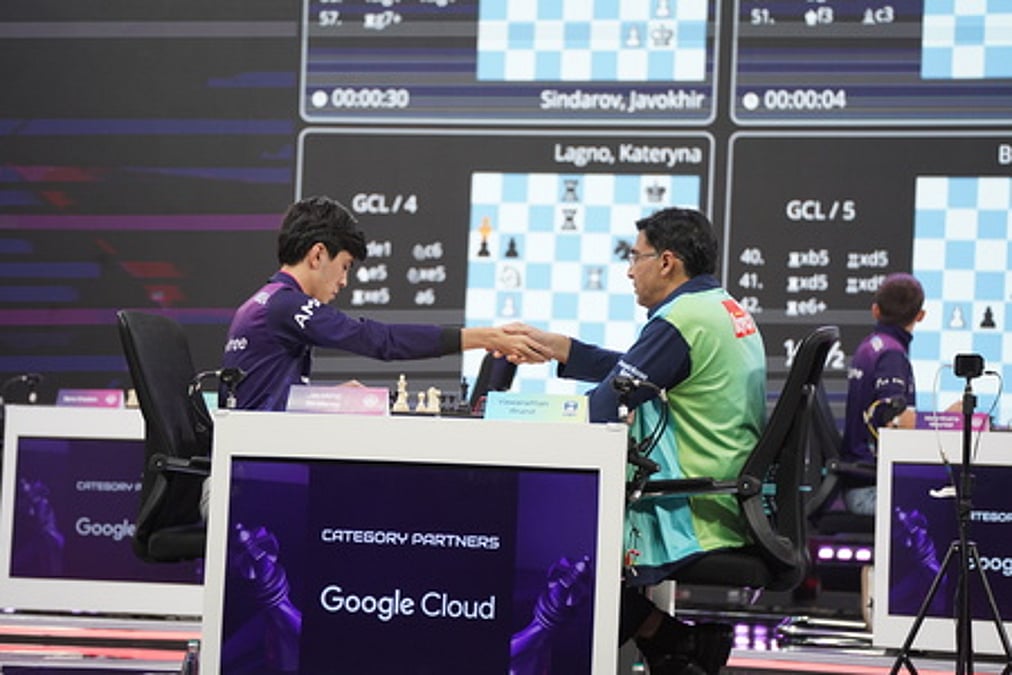பெங்களூருவில் கோலாகலமாகத் தொடங்கியது குளோபல் செஸ் லீக்: முதல் போட்டிகளில் மூன்று அணிகள் வெற்றி