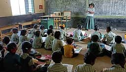 அரசுப் பள்ளிகளில் ஒற்றை இலக்க சேர்க்கை.. அங்கன்வாடிகளில் போலி வருகை: கள ஆய்வு கோரும் சமூக ஆா்வலா்கள்!