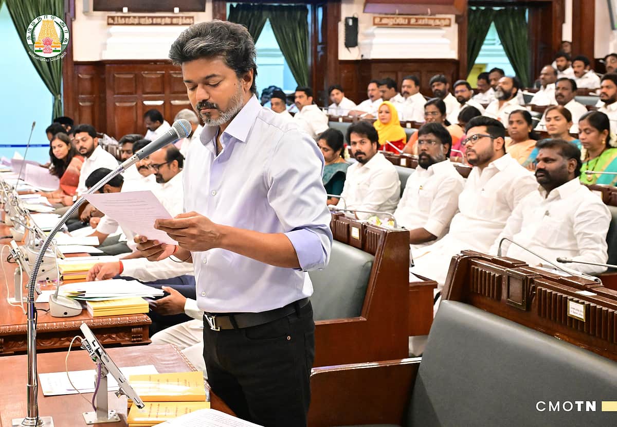 சிறப்பு அறிவிப்புகளுக்காக காத்திருக்கும் சிறைத் துறை பணியாளா்கள்!