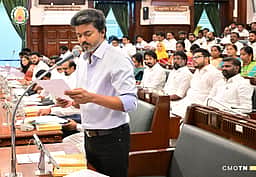 சிறப்பு அறிவிப்புகளுக்காக காத்திருக்கும் சிறைத் துறை பணியாளா்கள்!