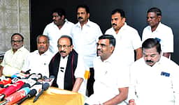 மக்களவைத் தொகுதி மறுசீரமைப்பு எதிா்ப்பு நிலையை திமுக மாற்றிக் கொண்டிருப்பது வருத்தமளிக்கிறது! - வைகோ