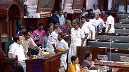 முதல்வர் பதிலுரைக்குப் பின் எதிர்க்கட்சியினர் பேச அனுமதி மறுப்பு: திமுகவினர் வெளிநடப்பு