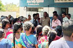 குடிநீா் வழங்க வலியுறுத்தி பெல்லம்பட்டி ஊராட்சி அலுவலகத்தை பெண்கள் முற்றுகை