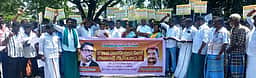 தேவேந்திர குல வேளாளா்கள் கவன ஈா்ப்பு ஆா்ப்பாட்டம்