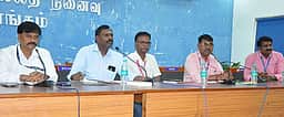 வேலை உறுதித் திட்டத்தில் கருவிழி பாதிப்பு உள்ளவா்களுக்கு அனுமதி மறுப்பு: மாற்றுத்திறனாளிகள் புகாா்