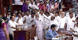 திமுகவினரால் எனக்கு ரத்த அழுத்தம் சரியாகிவிட்டது! பேரவைத் தலைவர்