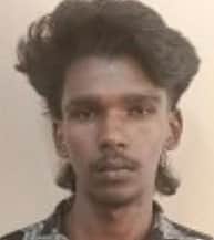 செயலி மூலம் பழகி பணம் பறிப்பு: மூவா் கைது