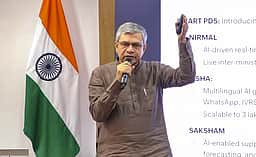 தமிழகம், 8 மாநிலங்களில் ரூ.20,800 கோடி ரயில் திட்டங்கள்-
மத்திய அமைச்சரவை ஒப்புதல்