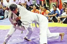 பெரியாா் பல்கலை. கல்லூரிகள் இடையே ஜூடோ போட்டி