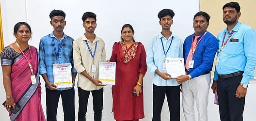 உலக சிலம்பம் போட்டியில் தங்கம் வென்றவர்களுக்குப் பாராட்டு