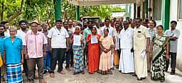 வீடுகளை அகற்றக்கூடாது: 
உதவி ஆட்சியரிடம் பொதுமக்கள் மனு