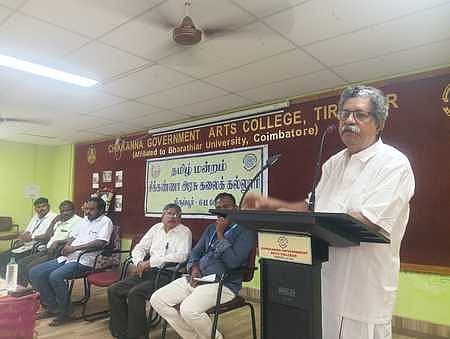 இருபெரும் புரட்சிகளை செய்தவா் மகாகவி பாரதியாா்: பாரதி ஆய்வறிஞா் ய. மணிகண்டன்